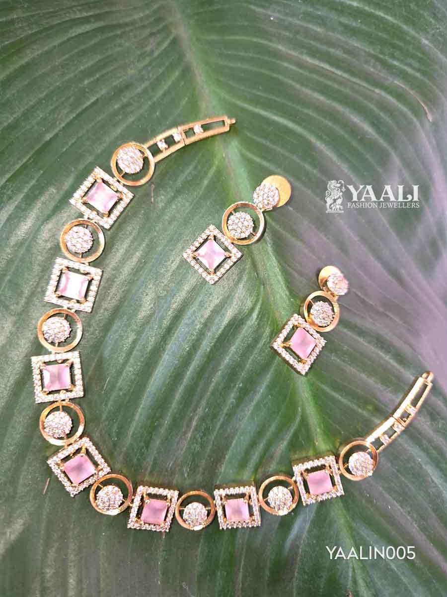 Ad stone Neclace 2
